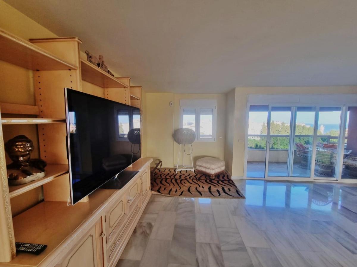 Penthouse With Private Pool, Hot Tub Jacuzzi With Sea Views And Chill-Out Zone, Close To The Sea Marbella Exterior photo